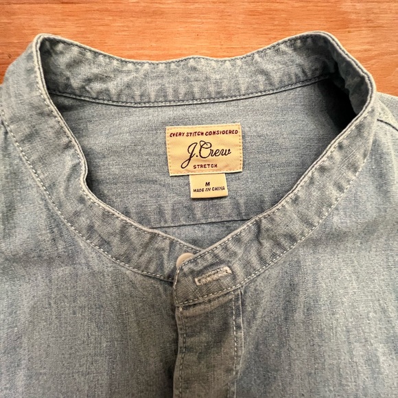 Mens Light Blue J Crew Preacher Collar Casual Button Down Shirt Medium - Picture 2 of 4